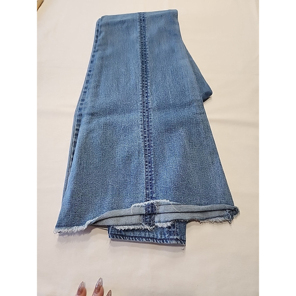 Love Fire Pull-on Flared Jeans,szM, EUC - Picture 14 of 15